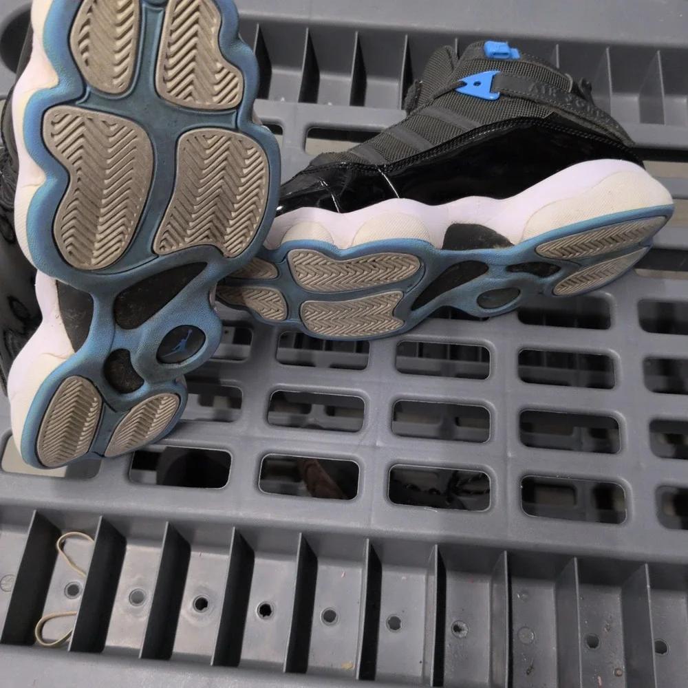 Air Jordan‎ 6 Rings Black University Blue basketball shoe
